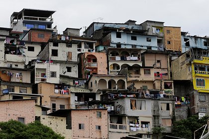 Число жертв землетрясения в Эквадоре выросло