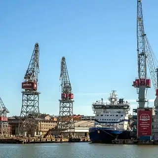 Финляндия отпустила задержанное в порту судно с удобрениями из России