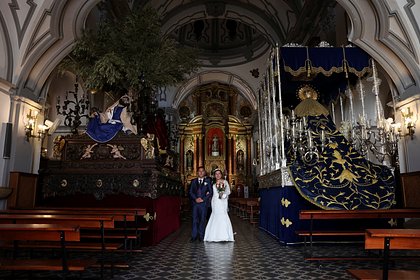 Жительница Испании рассказала о традициях на местных свадьбах