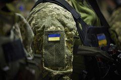 Украину обвинили в отправке на самые сложные участки боев русскоязычных военных