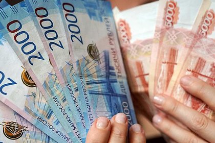 Россияне перевели в Казахстан в семь раз больше денег