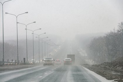 В Ростовской области из-за снегопада перекрыли участок трассы М-4 «Дон»