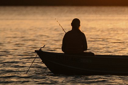 Россиянам назвали способы избежать переохлаждения на рыбалке