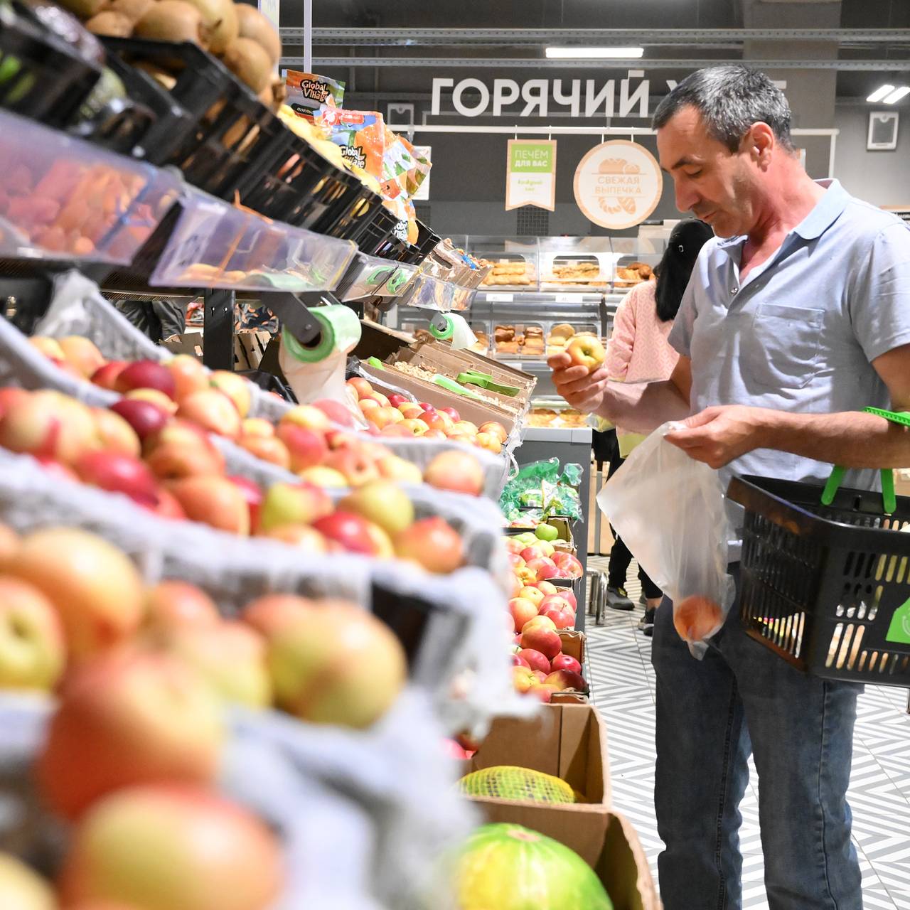 Продукты на полку. Как обеспечить баланс интересов торговли и поставщиков:  Деловой климат: Экономика: Lenta.ru