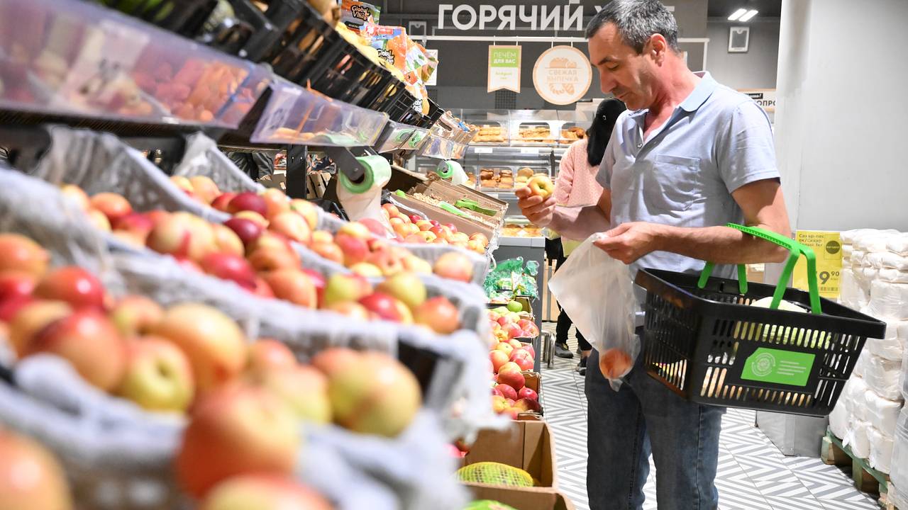 Продукты на полку. Как обеспечить баланс интересов торговли и поставщиков:  Деловой климат: Экономика: Lenta.ru