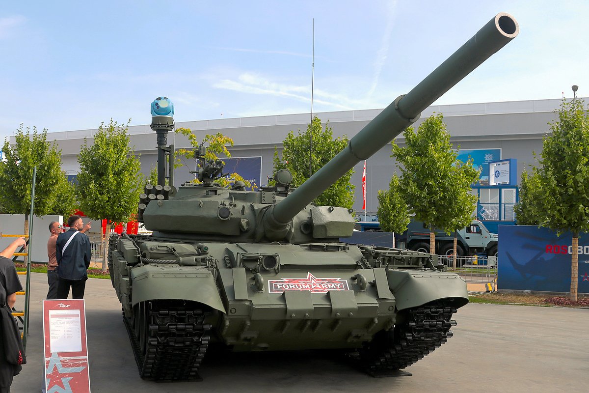 Танк Т-62М на форуме «Армия-2022»