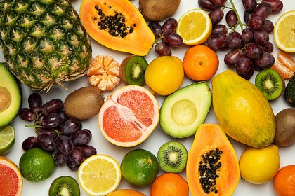 Названы самые полезные весенние фрукты и ягоды