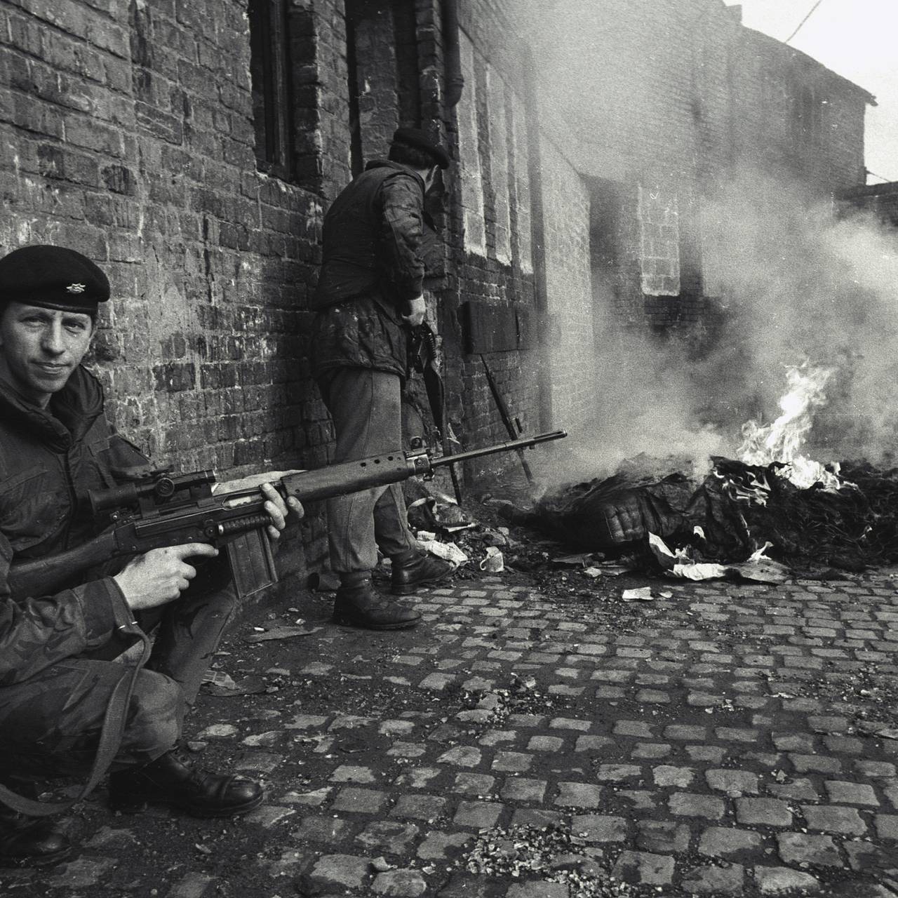 25 лет назад завершился полный терактов конфликт в Северной Ирландии.  Почему местные ирландцы вновь не довольны жизнью?: Политика: Мир: Lenta.ru