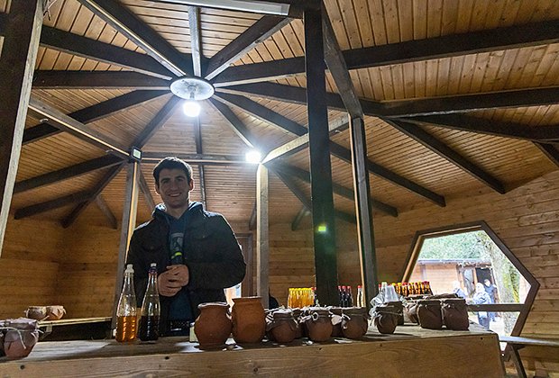 Торговля медом в Абхазии