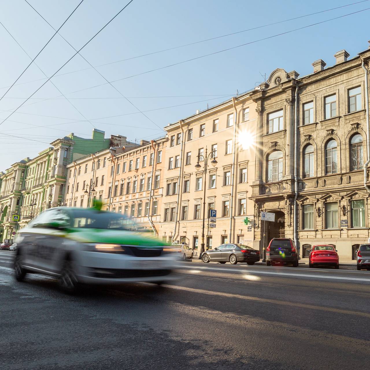 В Петербурге таксист попытался изнасиловать в машине 15-летнюю пассажирку:  Происшествия: Россия: Lenta.ru