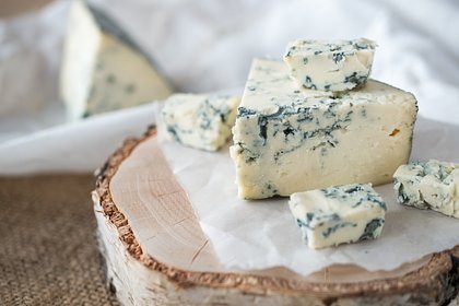 В Москве задержали 18 тонн контрабандного сыра с голубой плесенью из Литвы