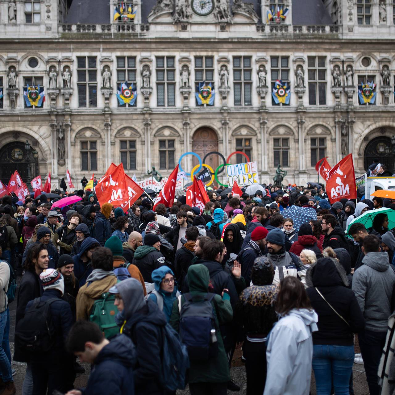 Канберра = место митингов. Протесты в чехии 2022. 1989 tiananmen square protests and massacre. Митинги в молдавии 2022 года. Чехия прага митинг.