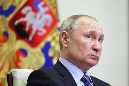 Путин сообщил о постоянном контакте с Пушилиным