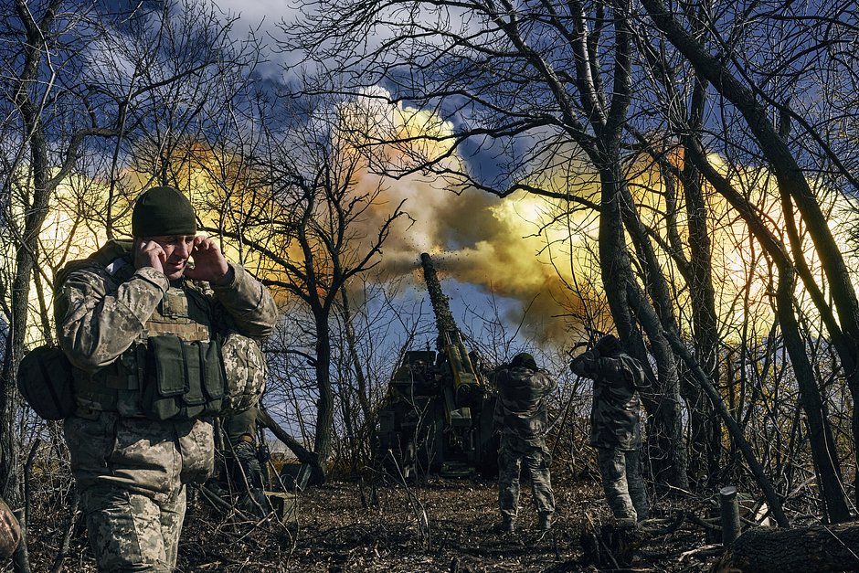 Артиллеристы Вооруженных сил Украины под Бахмутом (Артемовском), 5 марта 2023 года 