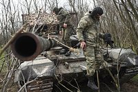 «Расслабился — погиб» Что происходит на Луганском направлении СВО и почему его считают самым опасным?