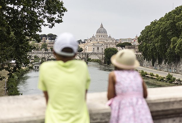 Туристы в центре Рима