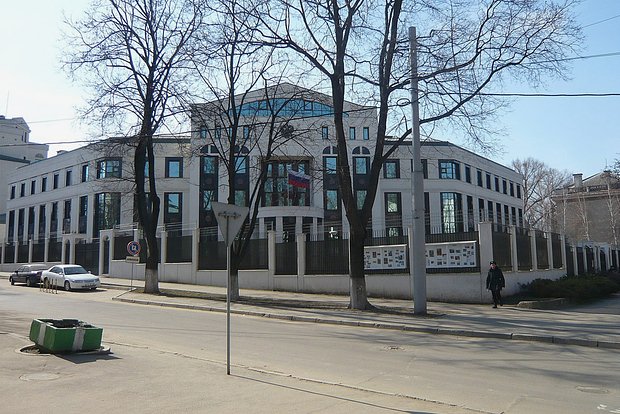 Здание посольства РФ в Кишиневе
