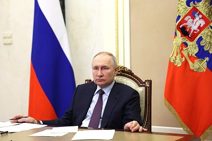 Путин наградил участвовавших в восстановлении Крымского моста рабочих