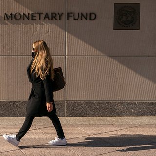 В МВФ объяснили неожиданную устойчивость российской экономики