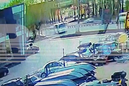 Появилось видео аварии с 29 пострадавшими из-за уснувшего за рулем россиянина