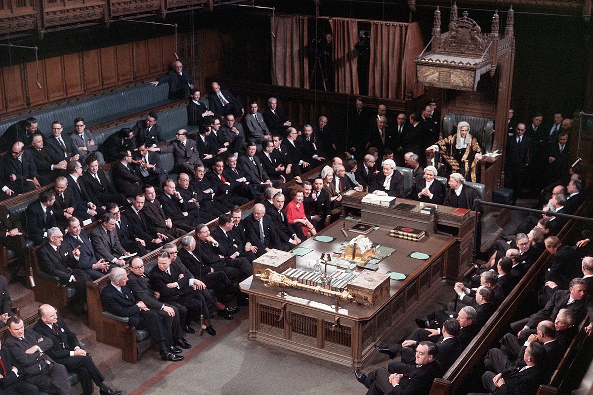 Члены парламента в палате общин на торжественном открытии сессии, 1950-е годы