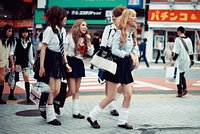 «Школьная форма делает их милее» Как в Японии возник культ сексуальных школьниц и почему девушек привлекает проституция