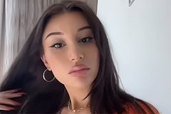 Микаэла Теста
