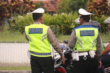 Обнаженные трупы двух туристов с кровавыми ранами нашли в отеле на Бали