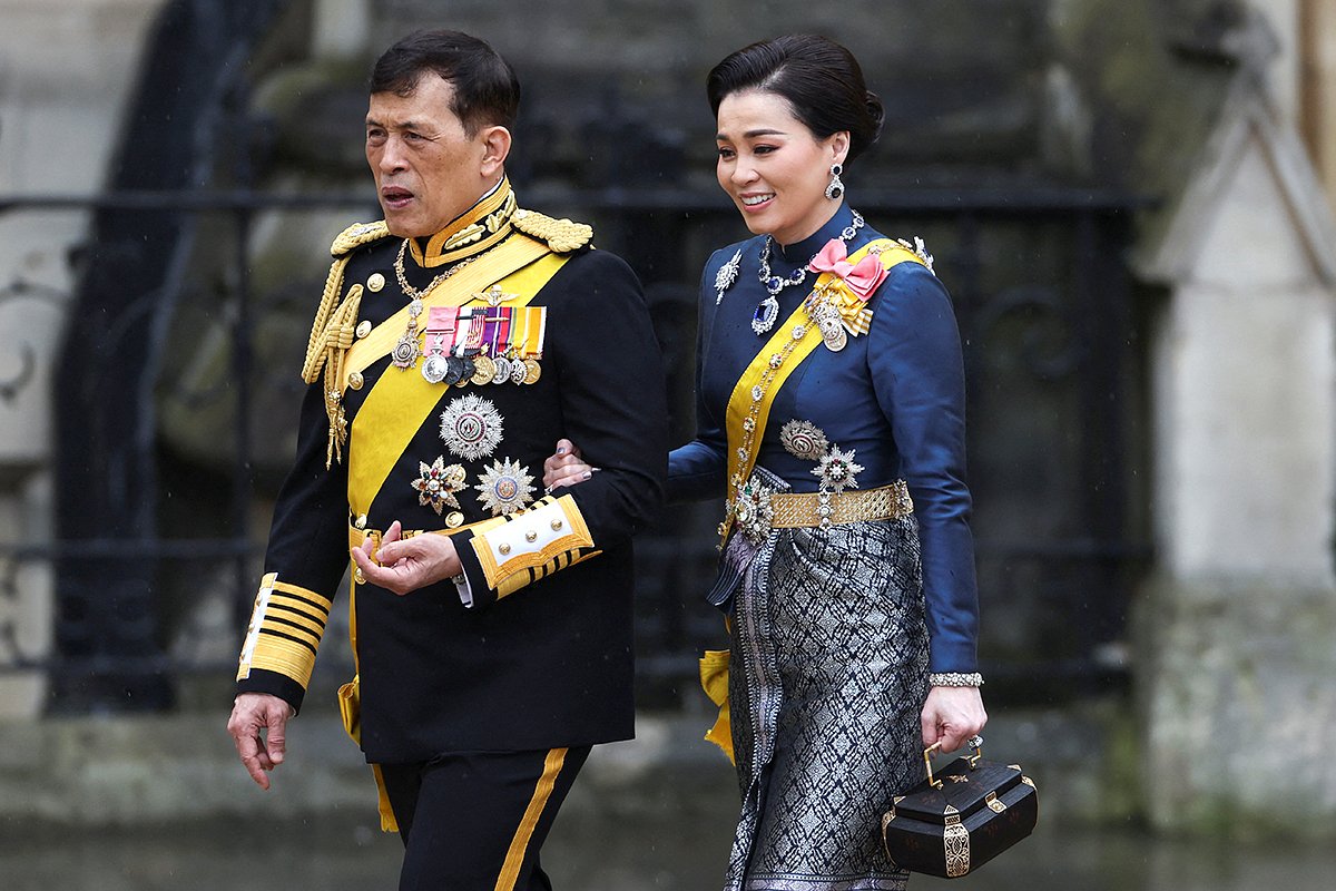 Гости коронации — король Таиланда Маха Вачиралонгкорн и его супруга