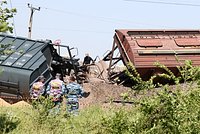 В Крыму семь вагонов сошли с рельсов после взрыва. Что известно о диверсии на железной дороге? 