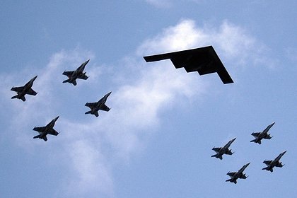 В США назвали причину полугодового «приземления» бомбардировщиков B-2