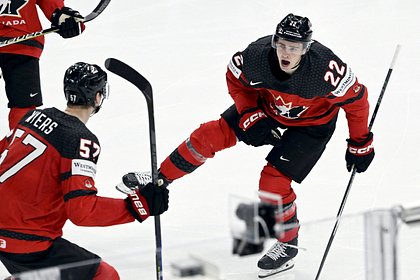 Сборная Канады победила Латвию и вышла в финал чемпионата мира