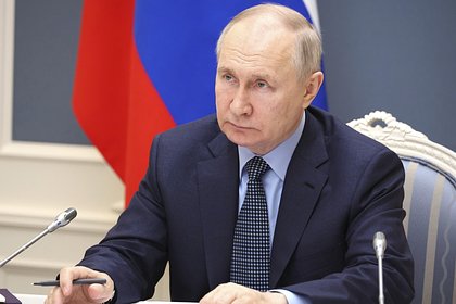 Путин заявил о наказавших себя западных странах