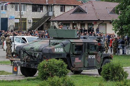 Представители сил безопасности НАТО атаковали сербов в Косове