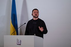 Зеленский заявил об утверждении сроков начала наступления ВСУ. Успех Украины под вопросом из-за нехватки вооружения