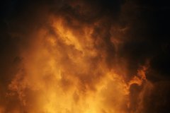 В российском регионе произошел пожар на нефтеперерабатывающем заводе