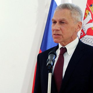 Российский посол опроверг сведения о передаче Сербией оружия Киеву