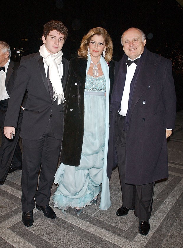 Дэвид Нахмад с женой Колетт и сыном Джо, 2007 год