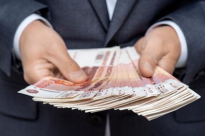 Раскрыта сумма похищенных мошенниками у россиян денег из банков