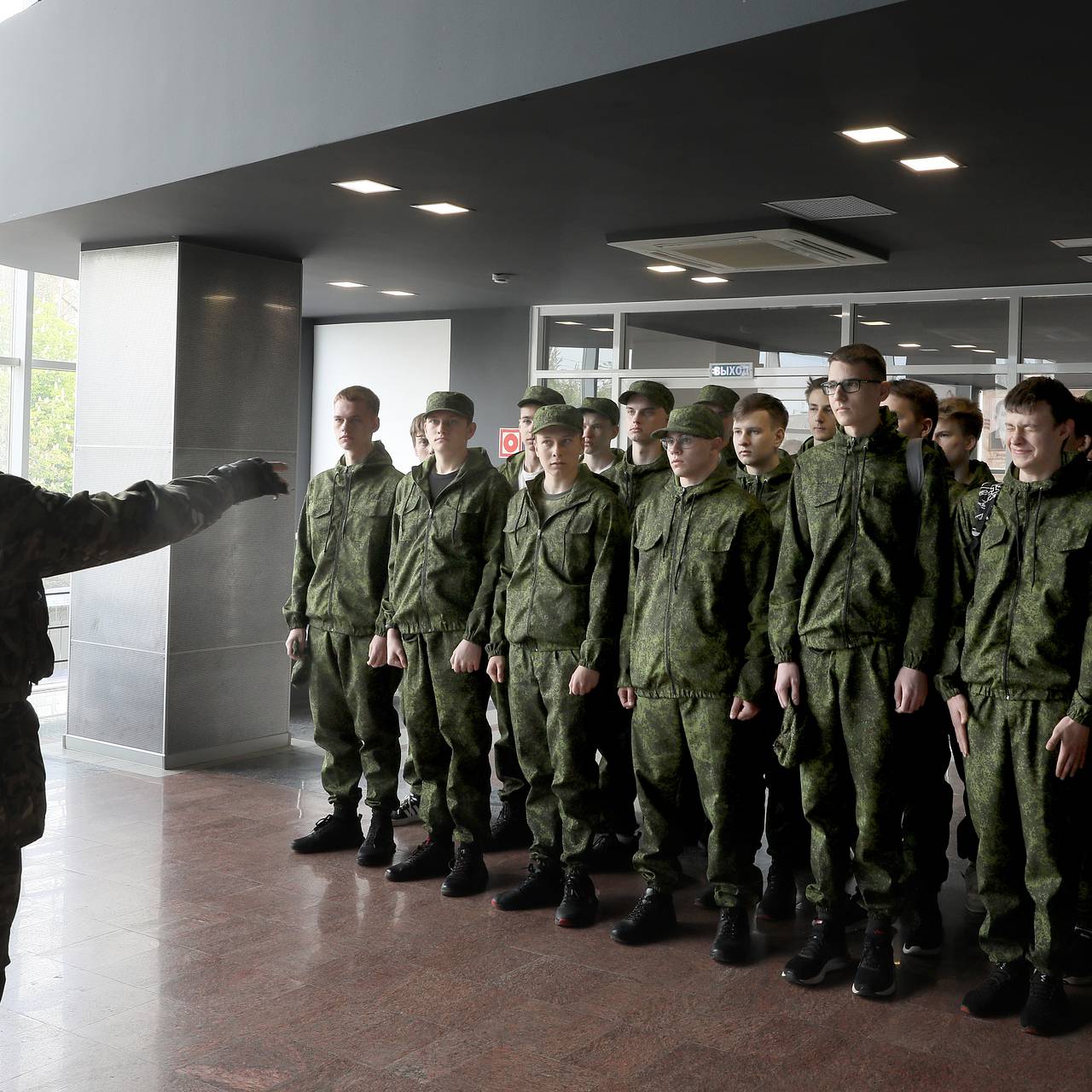 Оборонявших Белгородчину срочников призвали признать участниками боевых  действий: Общество: Россия: Lenta.ru