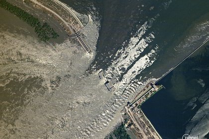 Следователи осмотрели разрушения Каховской ГЭС