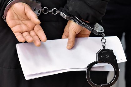 Российского экс-полицейского осудят за покровительство бизнесу знакомой
