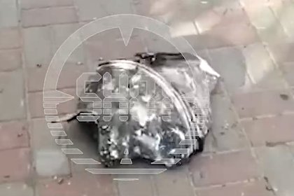 Picture: Обломок сбитого системой ПВО неизвестного объекта под Белгородом сняли на видео