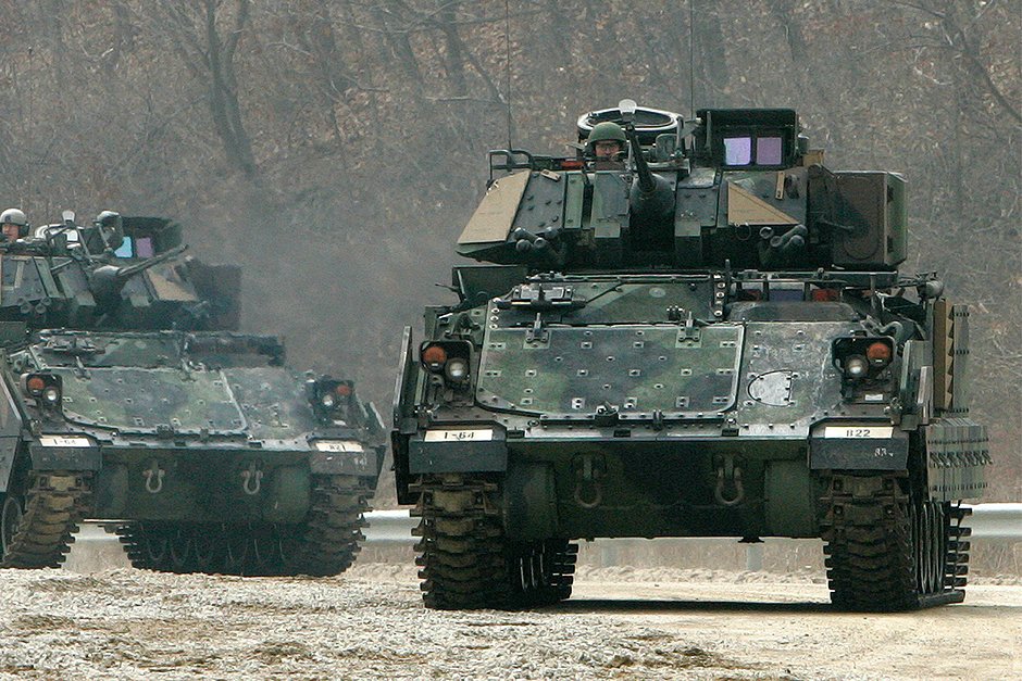 Боевая машина пехоты M2 Bradley
