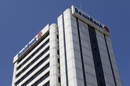 Крупный турецкий банк стал списывать деньги со счетов россиян