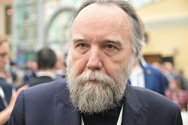 Александр Дугин