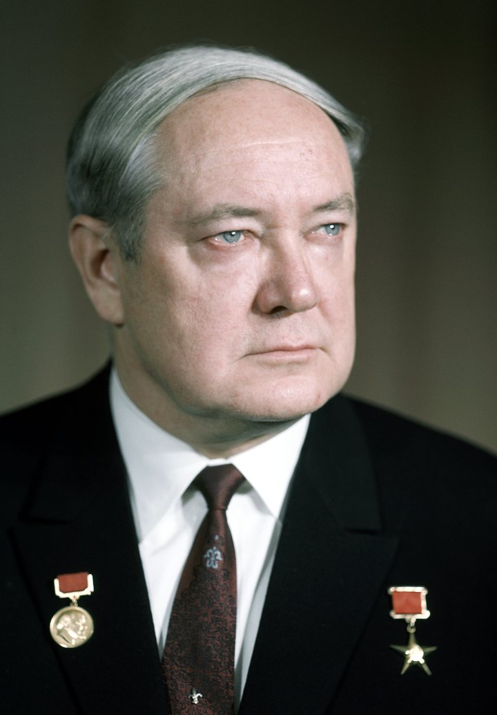 Леонид Смирнов, председатель Государственного комитета Совета министров СССР по оборонной технике