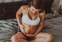 Признаки беременности на ранних сроках: симптомы беременности спустя одну неделю после зачатия