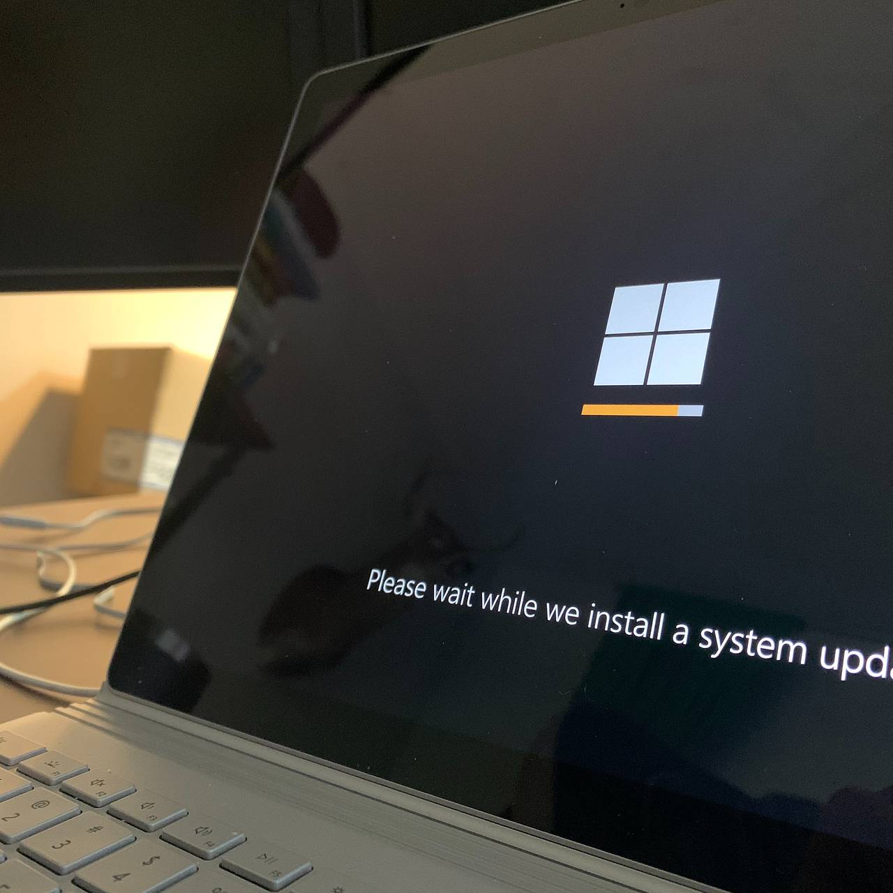 «Не удалось настроить или завершить обновления» в Windows 10