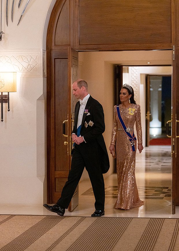 Британский принц Уильям с женой Кейт Миддлтон прибывают на свадьбу